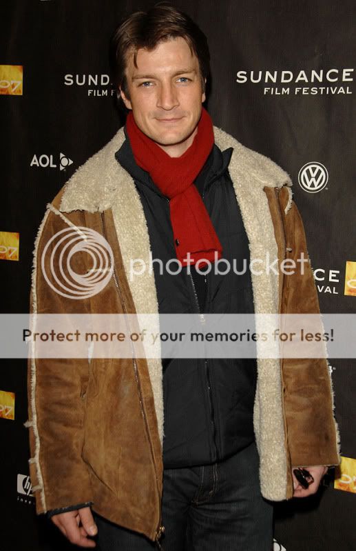 Nathan Fillion (Castle) 0000038482_20070314170000