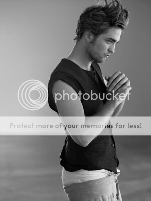 Robert Pattinson - Pgina 2 Robert-interview-photo-pants-down