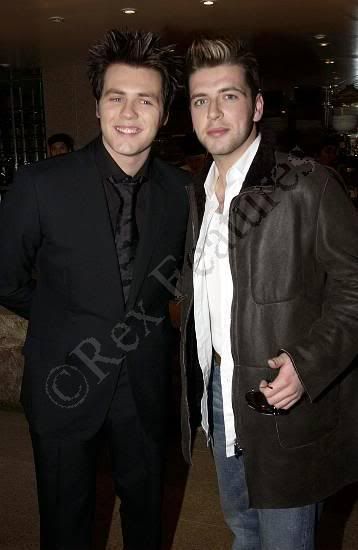 https://img.photobucket.com/albums/v626/dimcoire/westlife/68.jpg