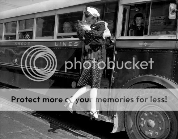 Heading back to war... 6211948_bus_kiss