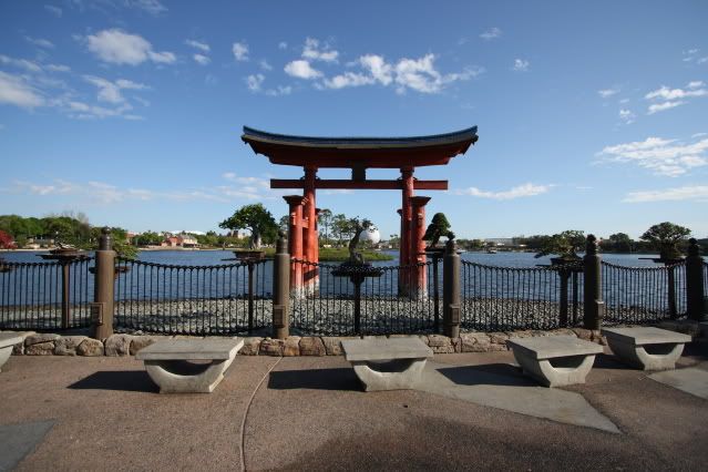 Bonsai Exhibit @ Epcot's Flower & garden Festival 2009 IMG_1097