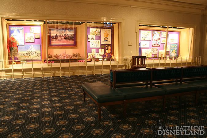 TOUR - "Disneyland: The First 50 Magical Years" show and exhibit (photo tour) IMG_4758