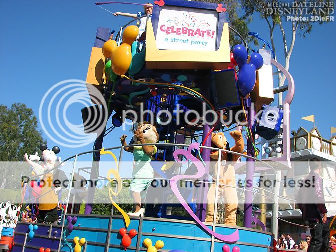 [Disneyland Park] Celebrate! A Street Party IMG_3451