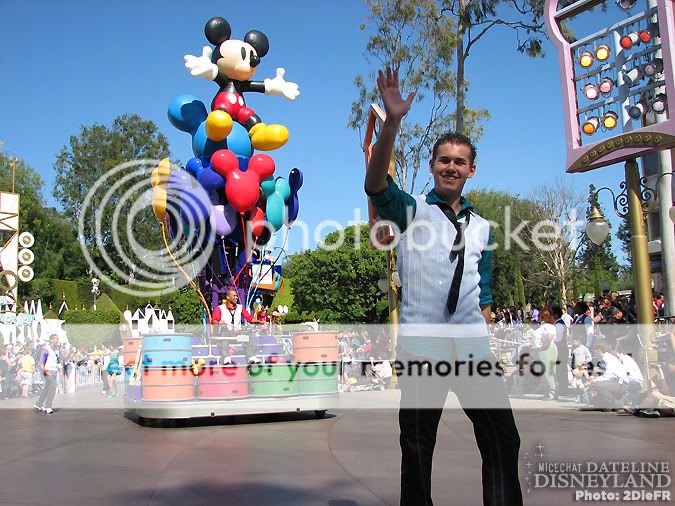 [Disneyland Park] Celebrate! A Street Party IMG_3454