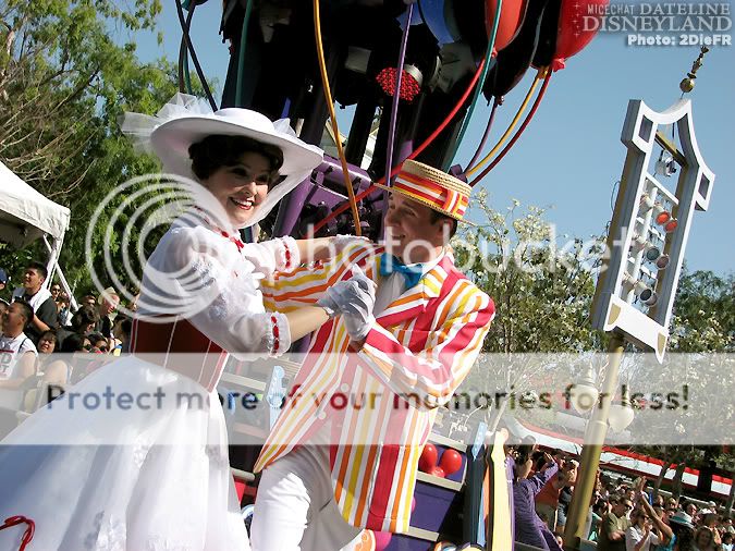 [Disneyland Park] Celebrate! A Street Party IMG_3480