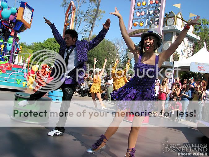 [Disneyland Park] Celebrate! A Street Party IMG_3482