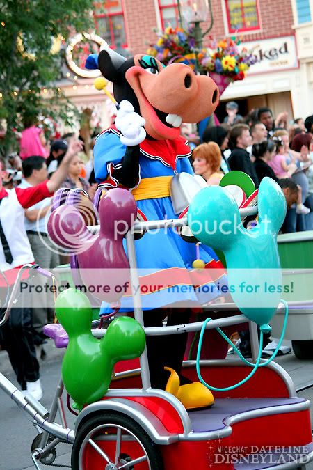 [Disneyland Park] Celebrate! A Street Party IMG_9566