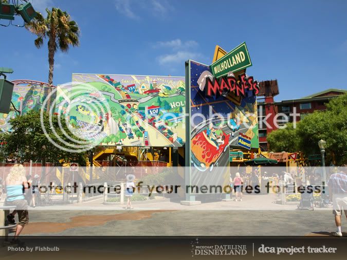 [Disney California Adventure] Placemaking: Pixar Pier, Buena Vista Street, Hollywood Land, Condor Flats - Page 2 P1018541