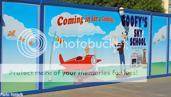 [Disney California Adventure] Placemaking: Pixar Pier, Buena Vista Street, Hollywood Land, Condor Flats - Page 3 P1016855