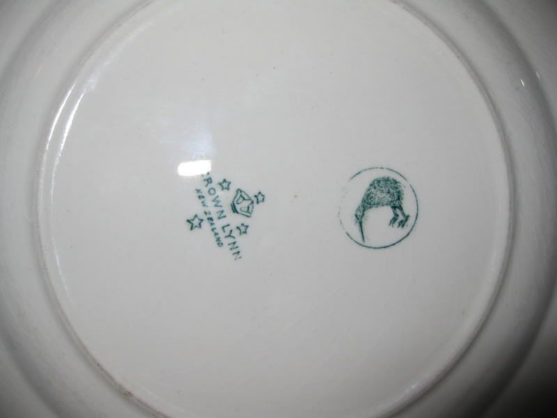 plate - Crown Lynn Multiple Monogrammed Plate 046