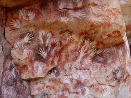 photo Les-mains-peintes-dans-les-grottes-prehistoriques-seraient-l-aeuvre-de-femmes_article_popin.jpg