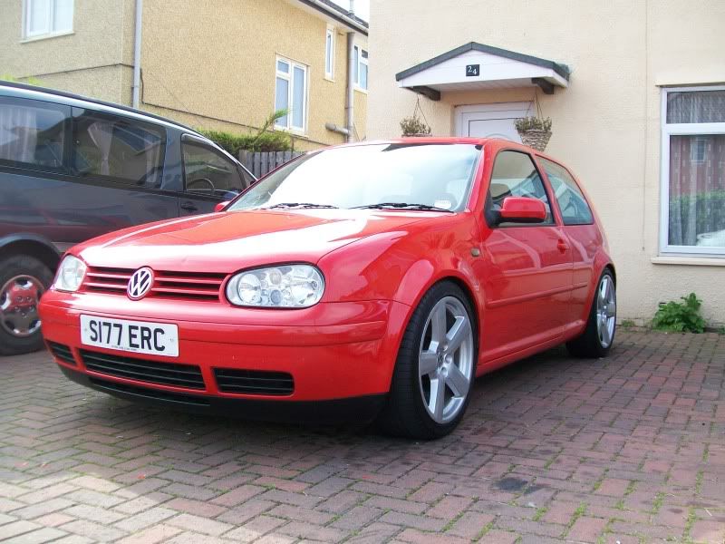 mk4 golf gti..... yeah i know lol.. 104_4700