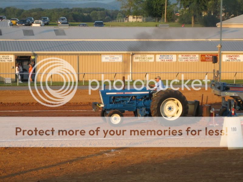 Ford 5000 pulling tractor #3