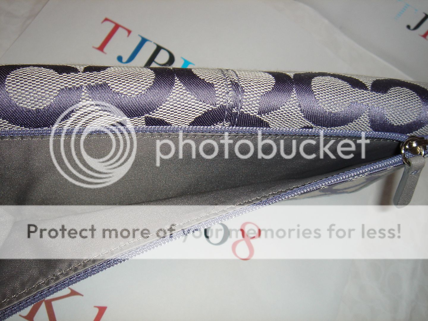 100%AUTHENTIC NWT COACH PURPLE PARK OPIC ART CHECKBOOK WALLET F42461