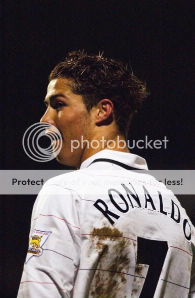 مجموعه اخرى من صور الرائع كريستيانو رونالدو Ronaldo020