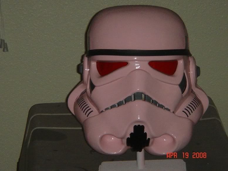 Les casques de stormtroopers / clones etc...les plus moches - Page 5 PinkANH