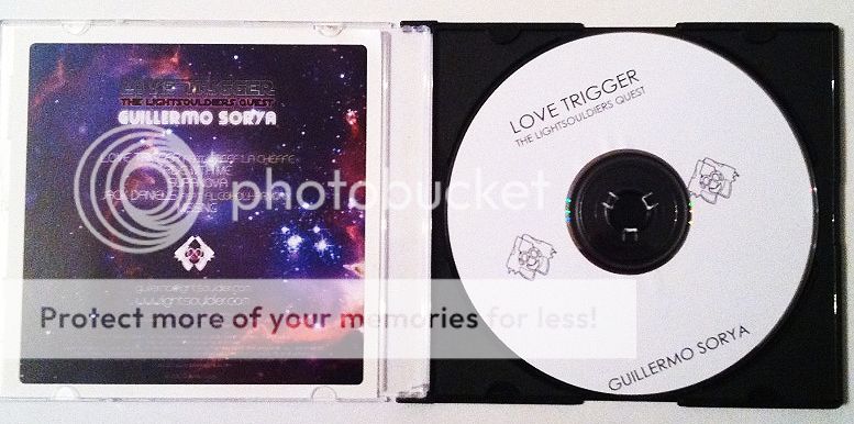 2010 "Love Trigger -The lightsouldier's quest"  Ep_lovetriggerformatofisico_002