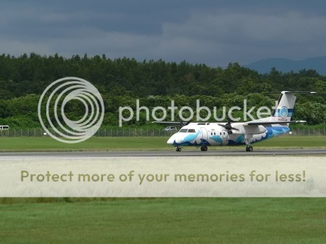 Bombardier Dash 8 PhotosSeptember16-9