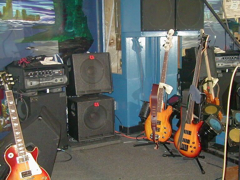 BlueDolphinsetup.jpg