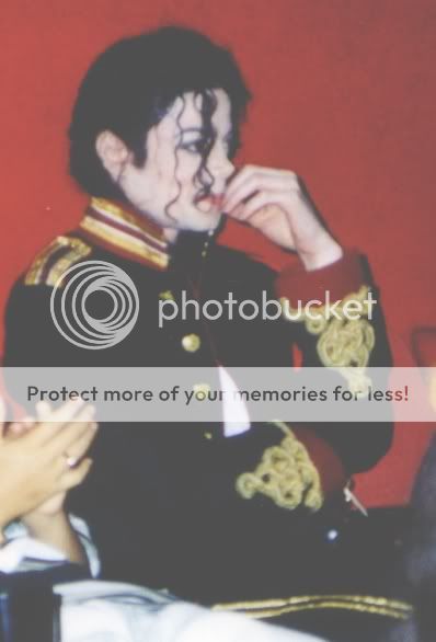 Meeting Michael At_the_premiere_of_Ghosts_in_Sydney_-_16_November_1996