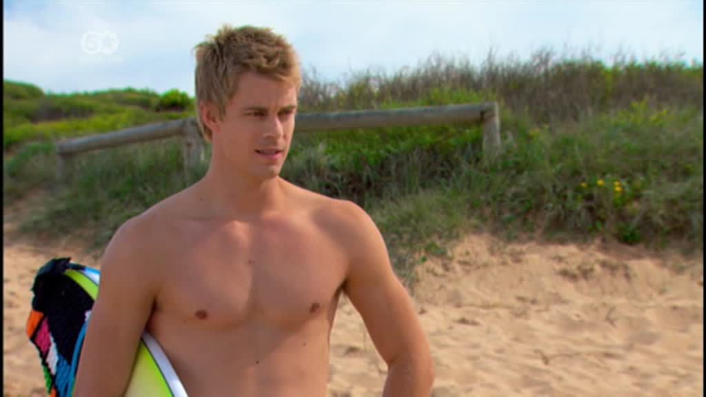Luke Mitchell shirtless and Home And Away.