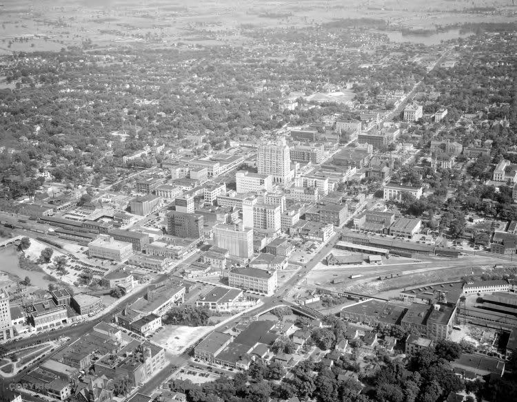 Old Flint Photos - Flint - UrbanPlanet.org